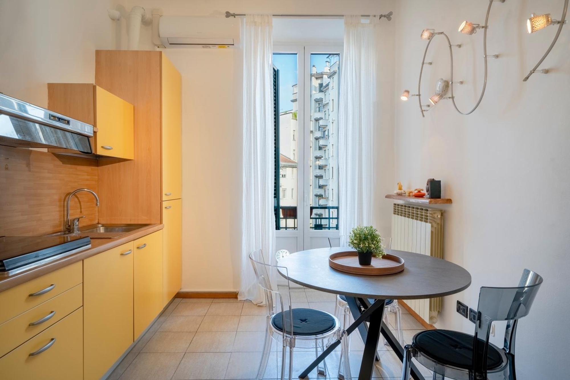 Easylife - Classic And Comfy Porta Romana Flat Милан Экстерьер фото
